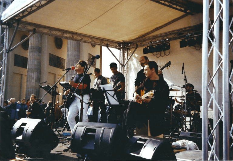 Worker Anti-social cuts Rally, Brandenburg Gate, Berlin, Oct. 2009